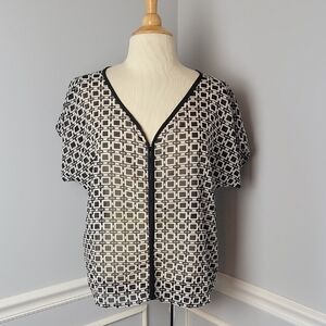 AWESOME BY TRAMP Black White Geometric Pattern V-Neck Hi-Low Hem Sheer Shell Top